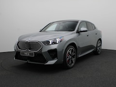 BMW iX2 - eDrive20 M Sport Edition | M Sportpakket Pro | Innovation Pack | Comfort Pack | Trekhaak