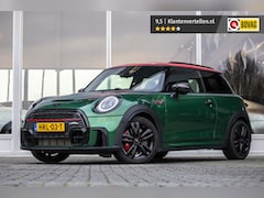 MINI John Cooper Works - 2.0 JCW Pack | Pano | Camera