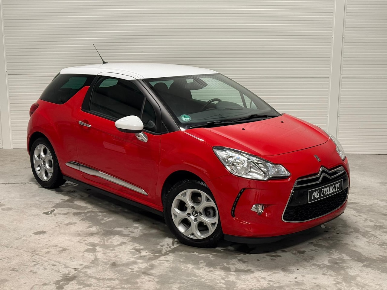 Citroën DS3 - 1.2 VTi So Chic 1e Eigenaar! 143DKM Volledig Dealer Onderhouden! - AutoWereld.nl