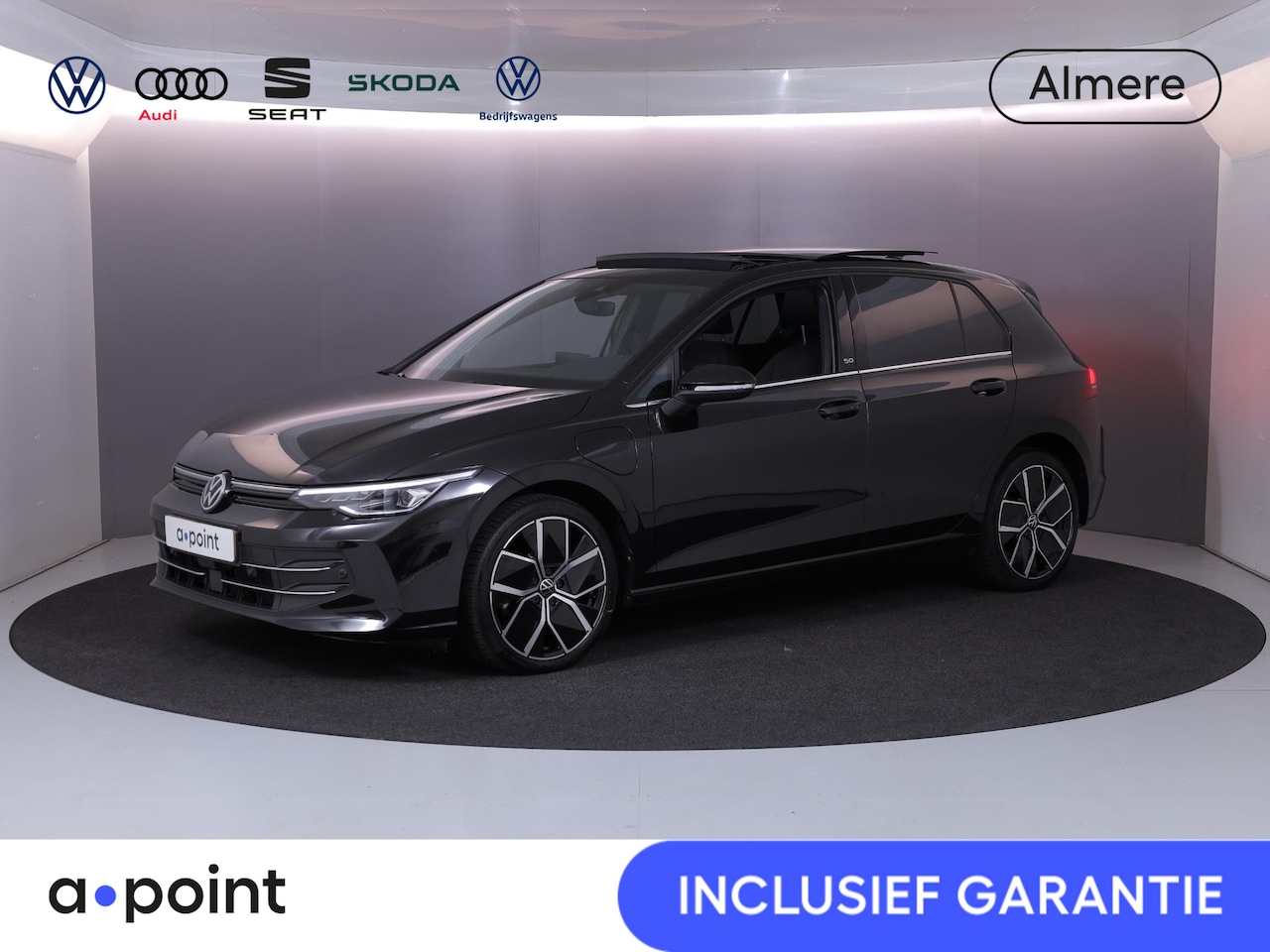 Volkswagen Golf - 1.5 eHybrid 50 Edition 204 pk Automaat (DSG) | Verlengde garantie | Navigatie | Panoramada - AutoWereld.nl