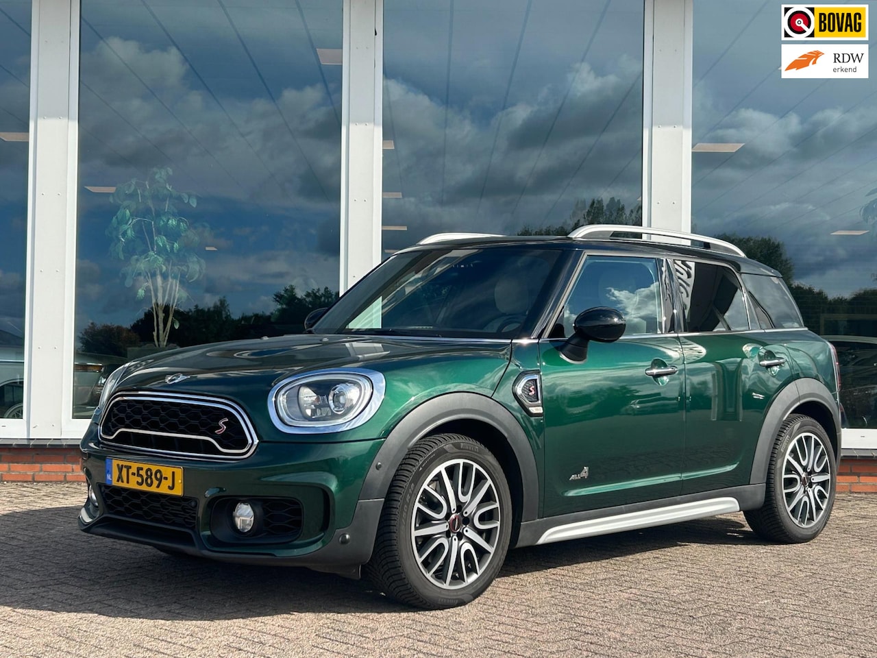 MINI Countryman - Mini 2.0 Cooper S ALL4 JCW Chili pakket - AutoWereld.nl