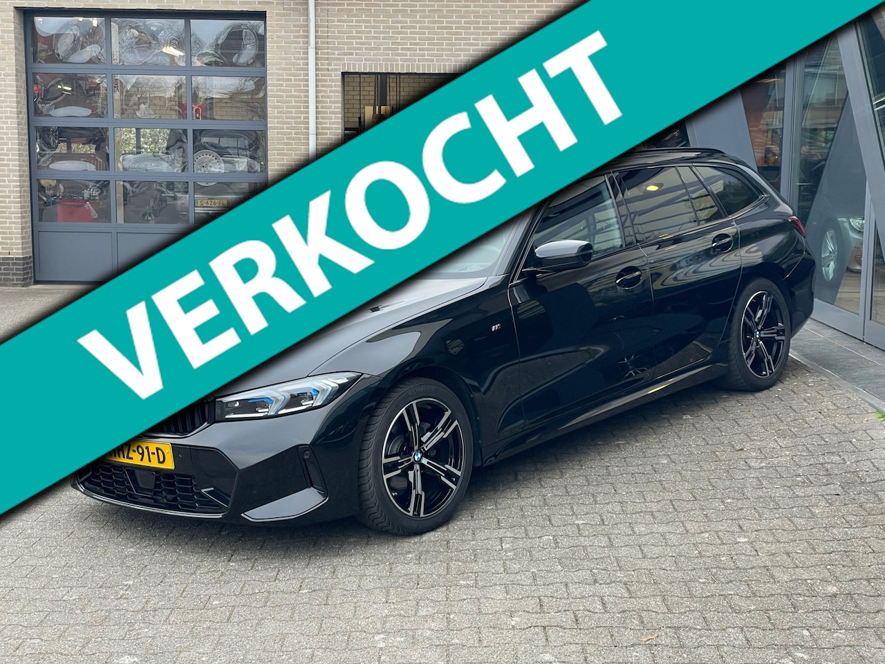 BMW 3-serie Touring - 318i M Sport Pakket Panodak - AutoWereld.nl