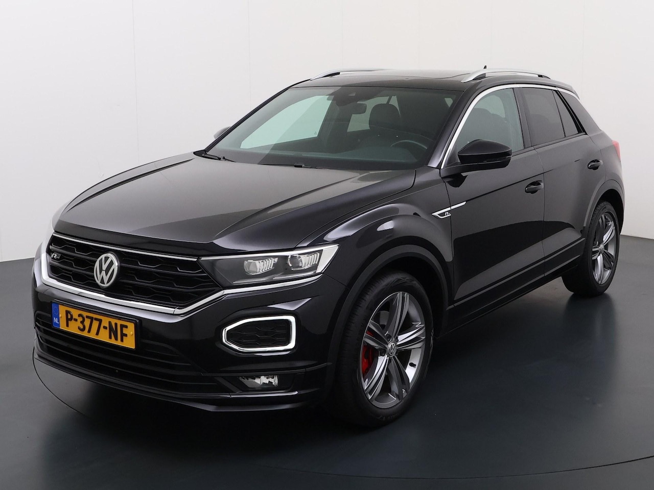 Volkswagen T-Roc - 1.5 TSI Sport Business R-Line Volkswagen T-Roc 1.5 TSI Sport Business R - AutoWereld.nl