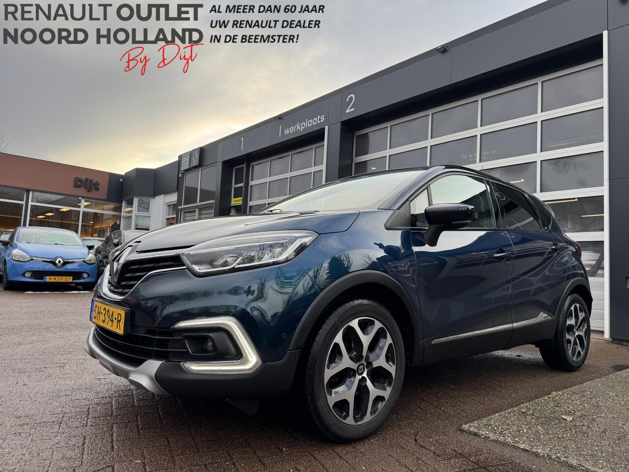 Renault Captur - 1.2 TCe 120pk EDC Intens+Panodak+Trekhaak!! - AutoWereld.nl
