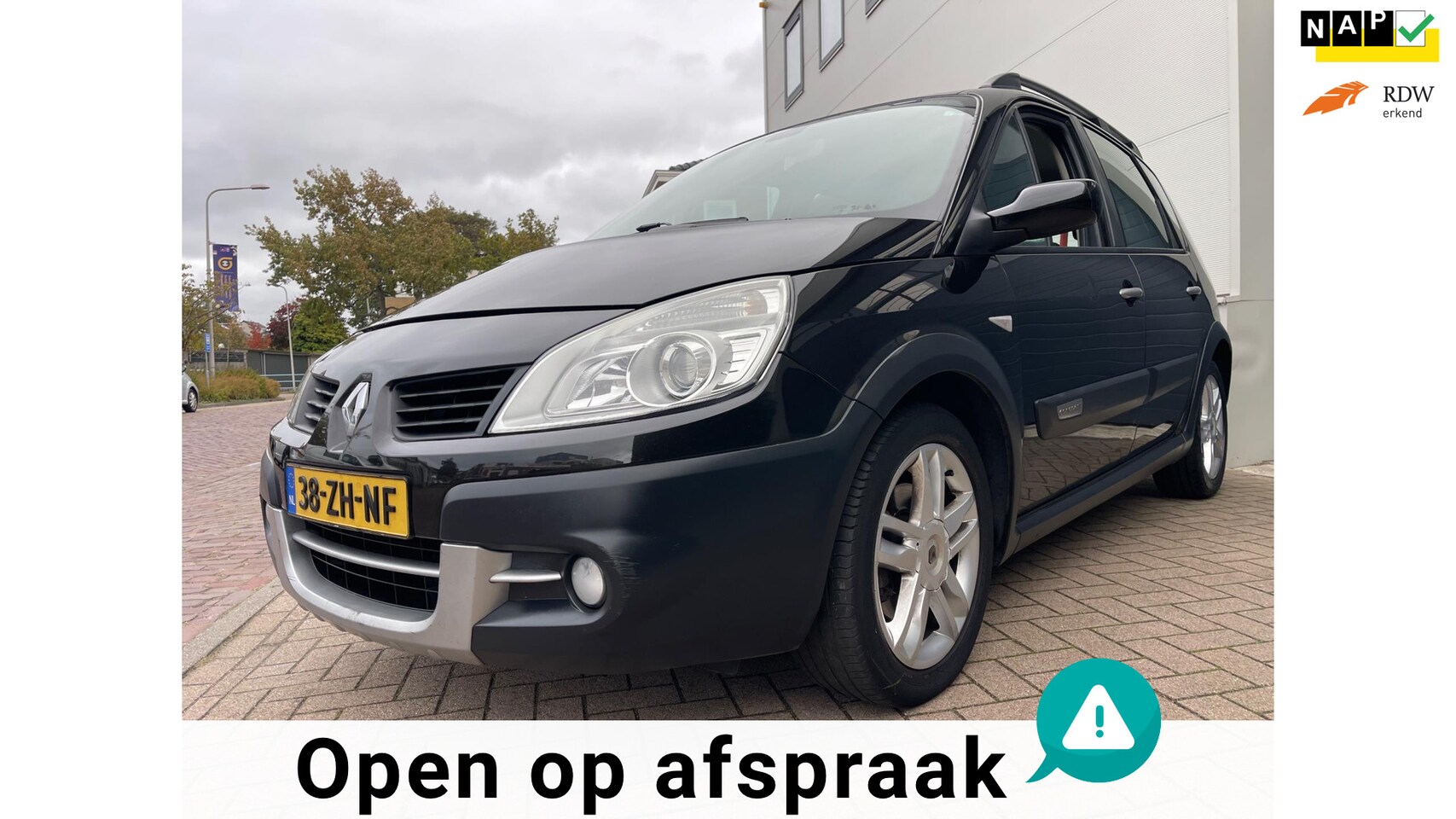 Renault Scénic - 2.0-16V Conquest/Camera/Navi/CarPlay/Cruise-c/Climate-c/2e eigenaar - AutoWereld.nl
