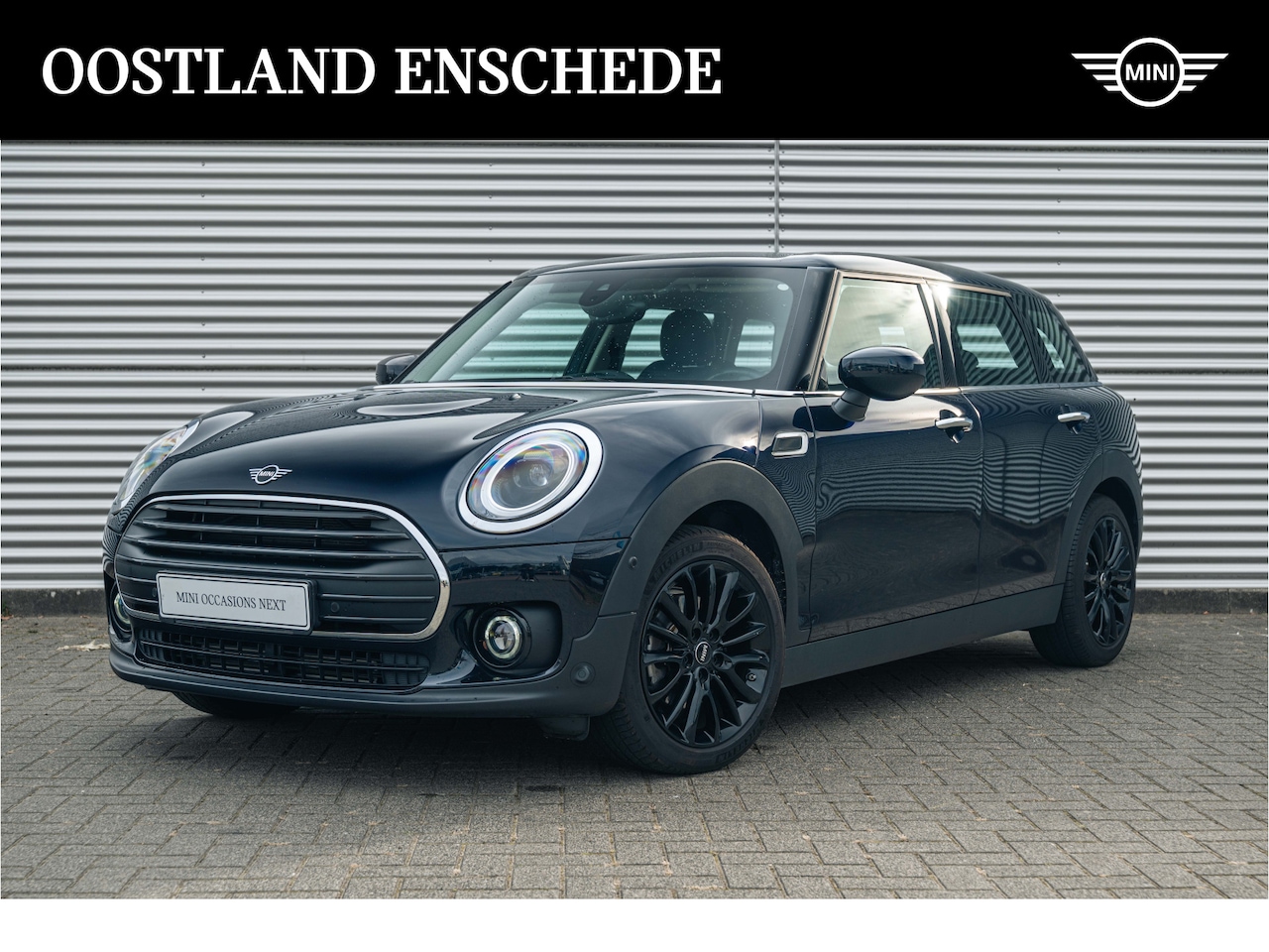 MINI Clubman - Cooper Automaat / Comfortstoelen / LED / Stuurverwarming / Stoelverwarming / Cruise Contro - AutoWereld.nl