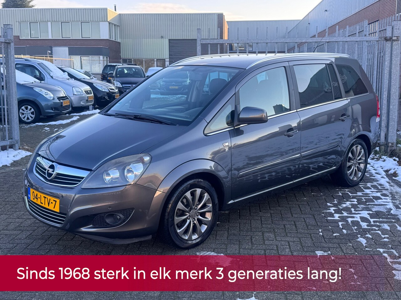 Opel Zafira - 1.8 111 years Edition 7 persoons! NL AUTO NAP! Navi l Cruise l Trekhaak l PDC V+A l Airco! - AutoWereld.nl