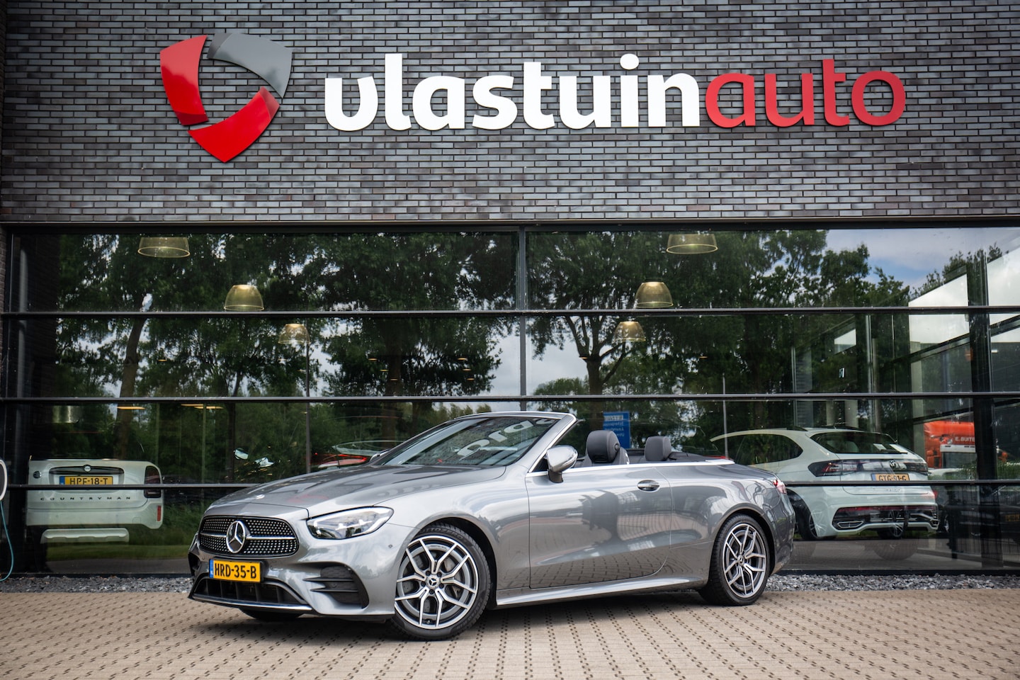 Mercedes-Benz E-klasse Cabrio - 200 AMG Line | Sfeerverlichting, stoel- en nekverwarming, Isofix - AutoWereld.nl