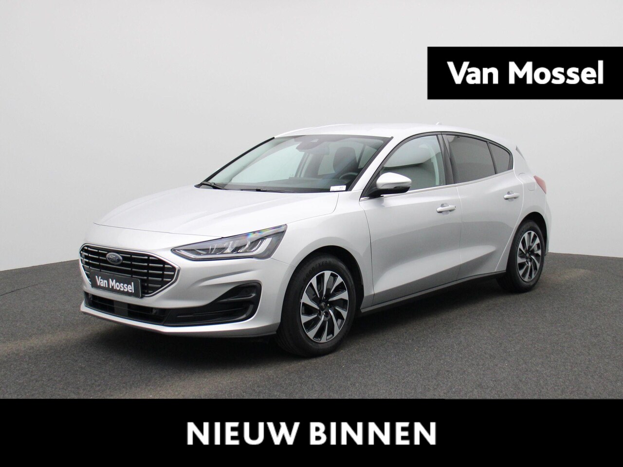 Ford Focus - 1.0 EcoBoost Titanium | CAMERA | LED | PARKEERSENSOREN | NAVIGATIE - AutoWereld.nl