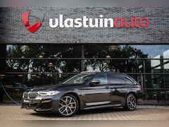 BMW 5-serie Touring - 530e High Executive M-Sport | Panoramadak, Harman/Kardon, Adaptive cruise, Trekhaak,