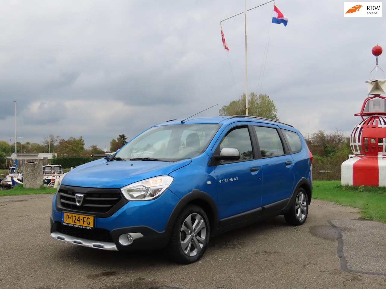 Dacia Lodgy - 1.2 TCe Stepway 5p. *Navi *Cruise - AutoWereld.nl