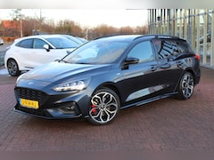 Ford Focus Wagon - 1.0 EcoBoost 125pk ST-Line Business Wagon, Comfort, Design, Technology en Winterpack