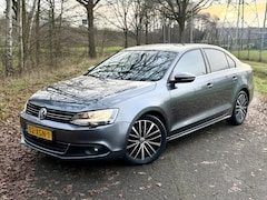 Volkswagen Jetta - 1.4 TSI DSG Clima PDC NAP ✅