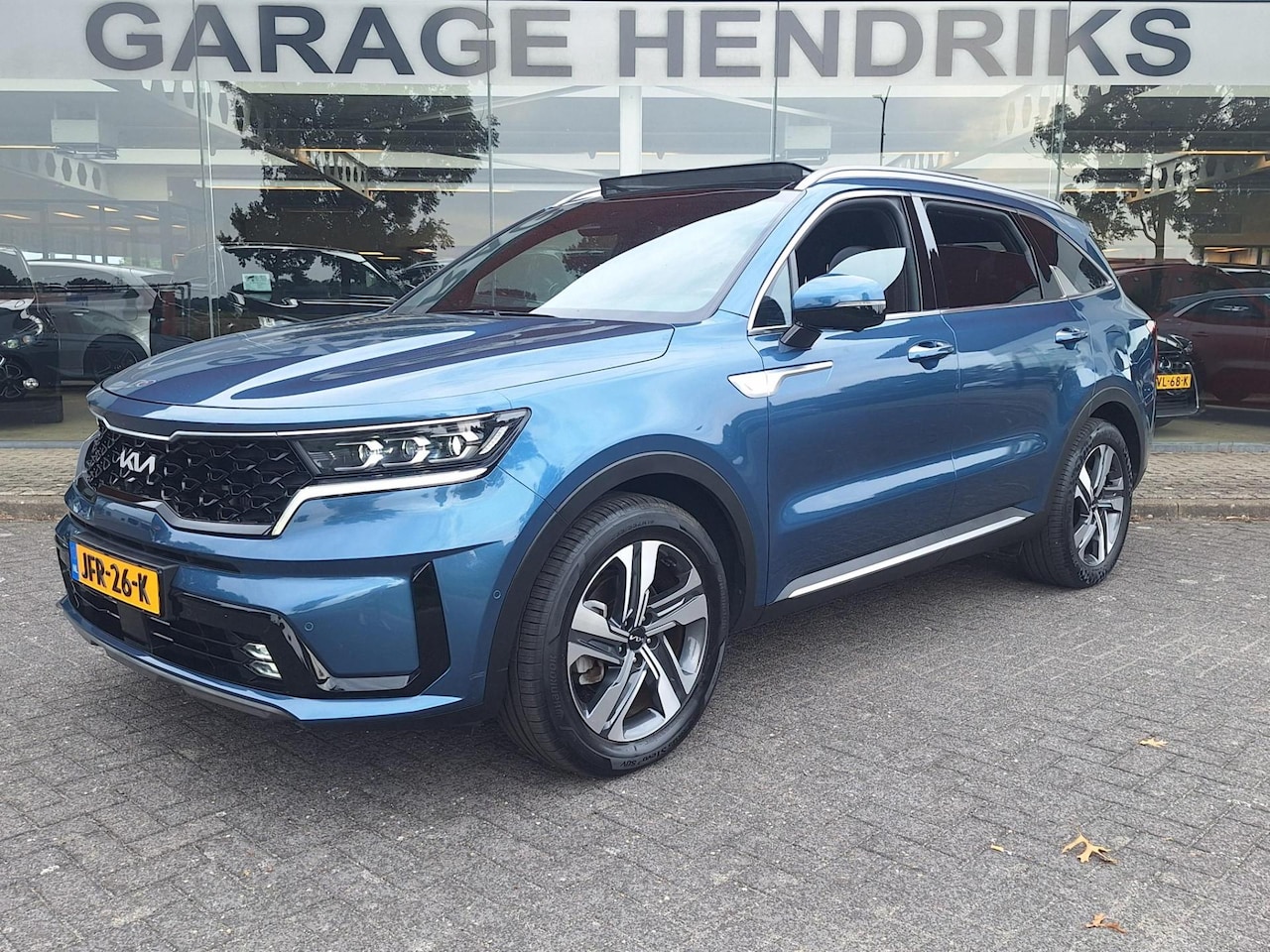 Kia Sorento - 1.6 T-GDI Plug-in Hybrid 4WD ExecutiveLine Sky 7p | Leder | Trekhaak | Pano | occasion - AutoWereld.nl