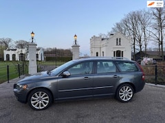 Volvo V50 - D5 Edition II Sport 180pk Automaat, Leder, 17" LMV met All Season banden, Thaak, Carkit, 1