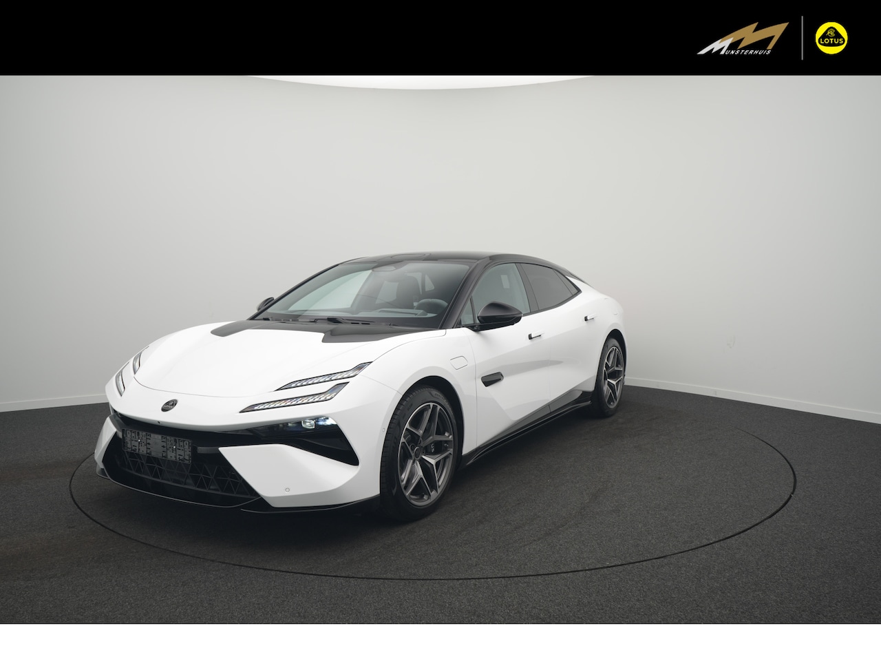 Lotus Emeya - 600 | Panorama Dak | Head Up | Leder | Trekhaak | NP € 119.432,- | - AutoWereld.nl