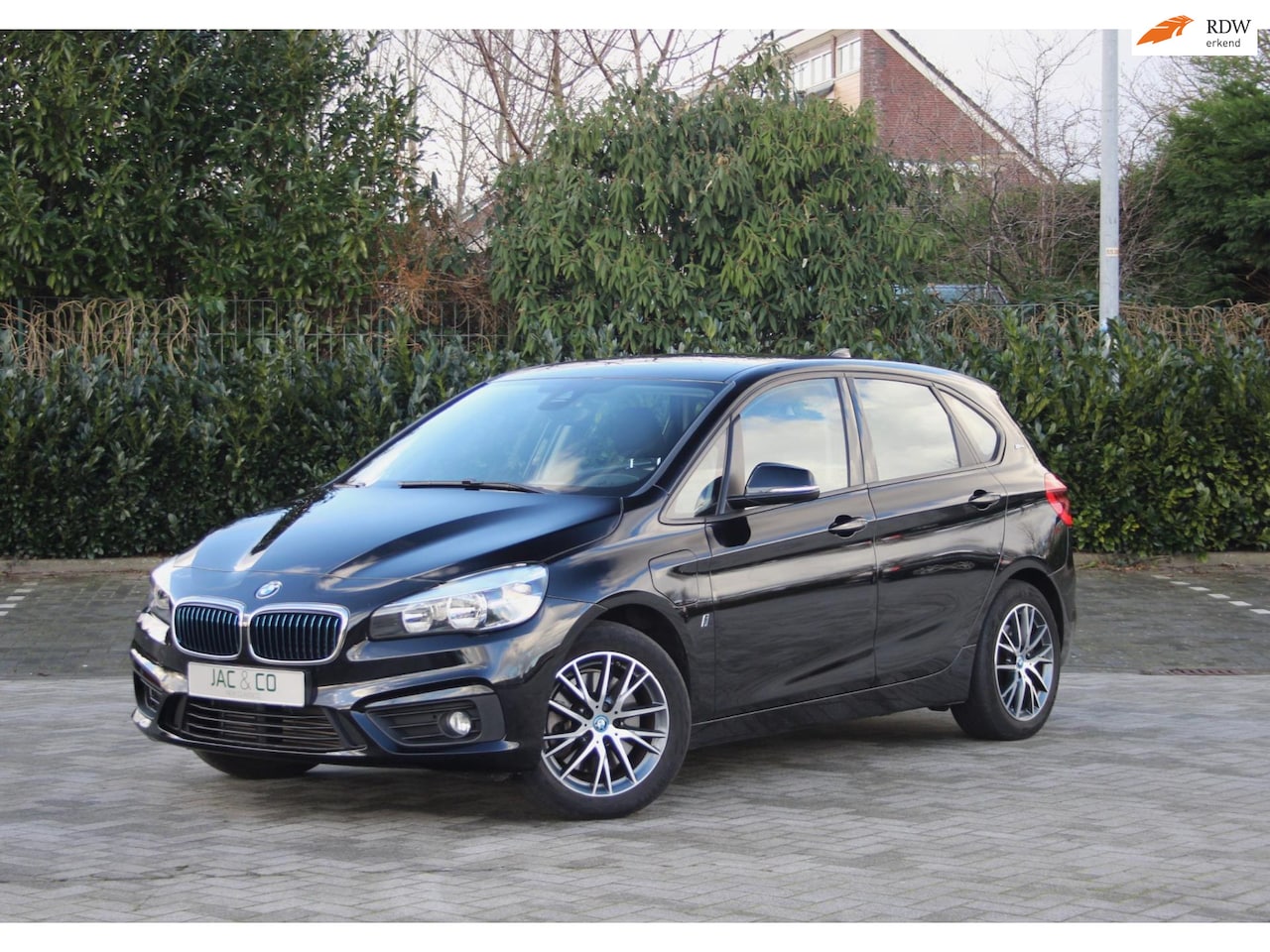 BMW 2-serie Active Tourer - 225xe Executive Plug-in hybrid - AutoWereld.nl