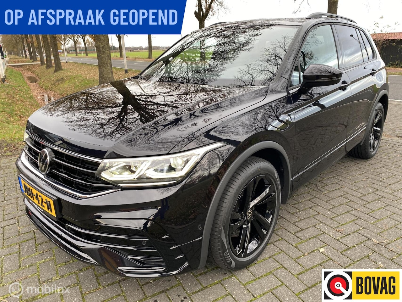Volkswagen Tiguan - 1.4 TSI eHybrid 3 x R-Line I Black Style 2022 - AutoWereld.nl