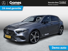 Mercedes-Benz A-klasse - 180 Star Edition Luxury | Panoramadak | Night Pakket | Dodehoekassistent | Sfeerverlichtin
