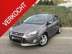 Ford Focus - 1.0 EcoBoost Titanium * Dakje * Cruise * Nieuwe Distributie * Garantie