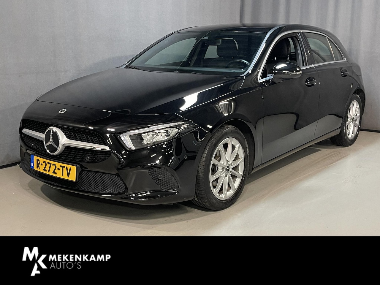 Mercedes-Benz A-klasse - 180 Advantage 17"/Sfeerverlichting/LED/Climate/Stoelverwarming/Apple Carplay & Android Aut - AutoWereld.nl
