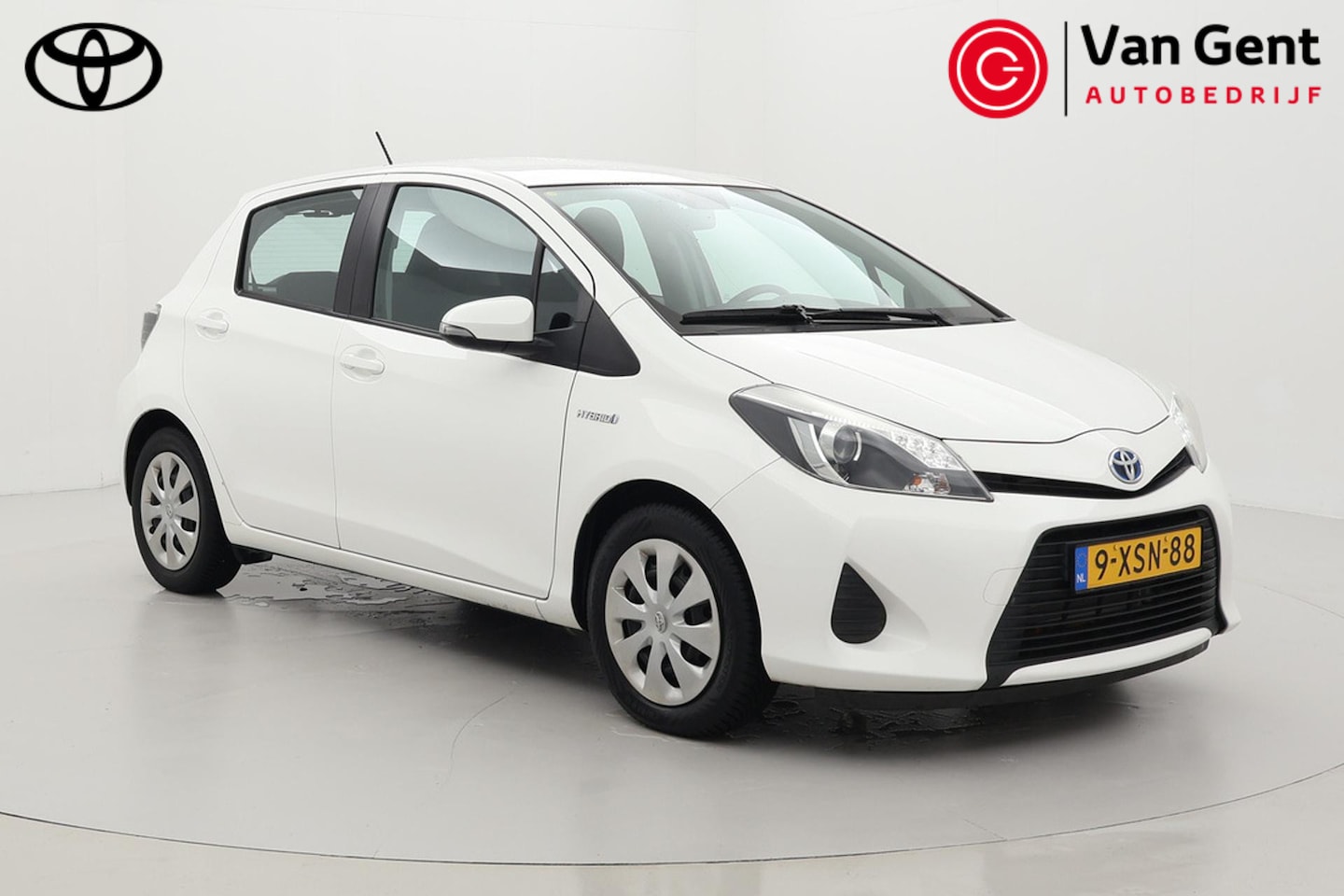 Toyota Yaris - 1.5 Hybrid Aspiration | Origineel NL | Volledige dealerhistorie | Fietsensteun | Navigatie - AutoWereld.nl
