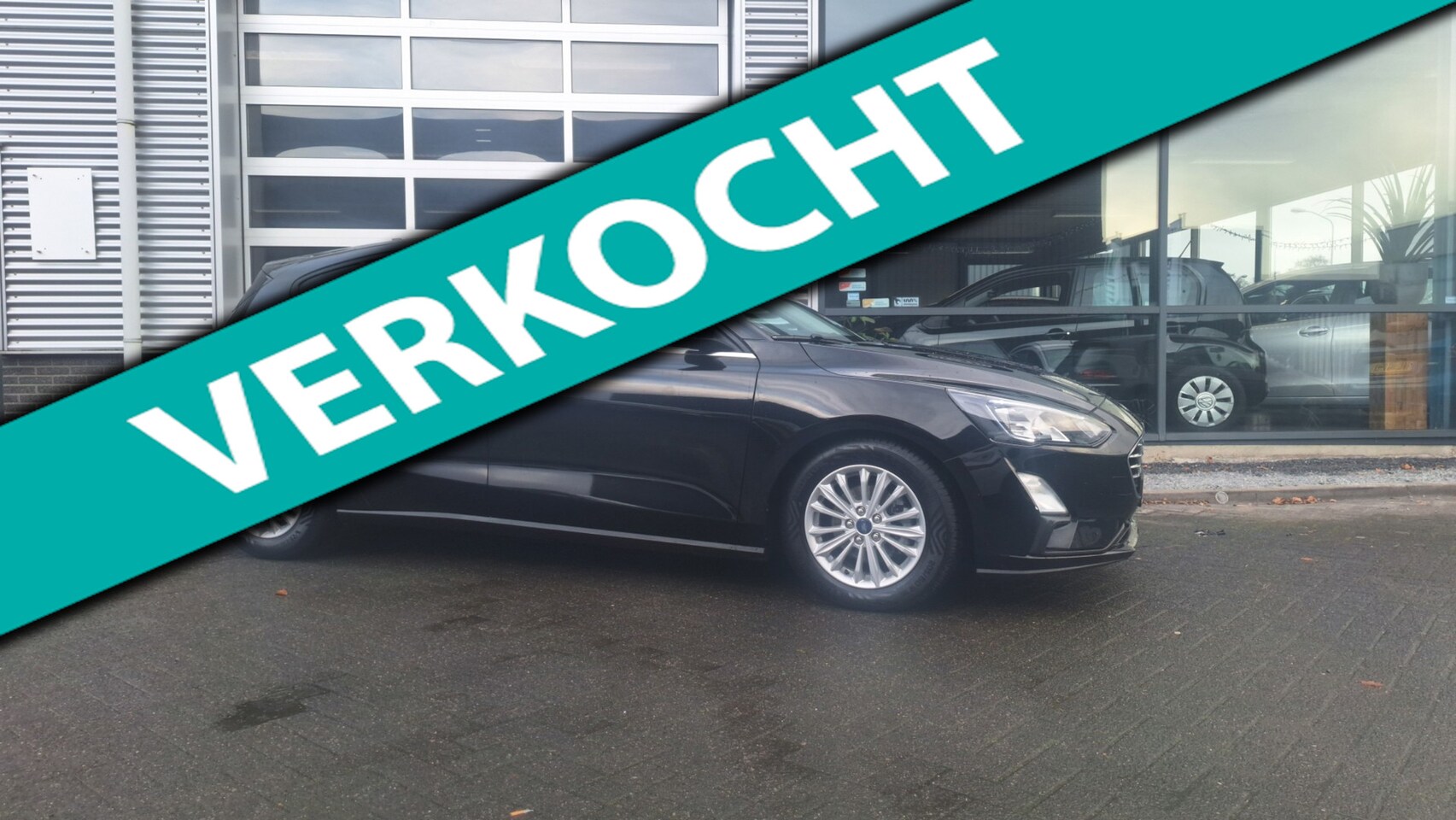 Ford Focus - 1.0 EcoBoost Hybrid Titanium X/Panoramadak/Camera*Trekhaak/Led/Enz - AutoWereld.nl