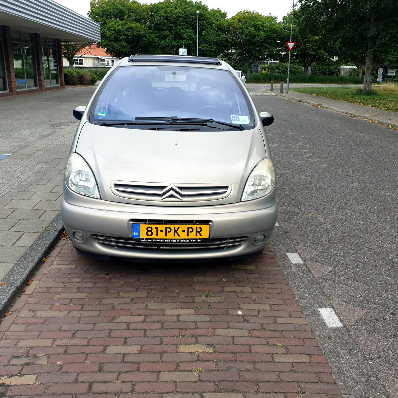 Citroën Xsara Picasso - 2.0i-16V Image - AutoWereld.nl