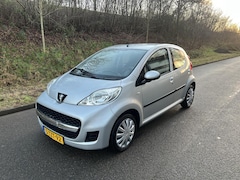 Peugeot 107 - 1.0-12V XS