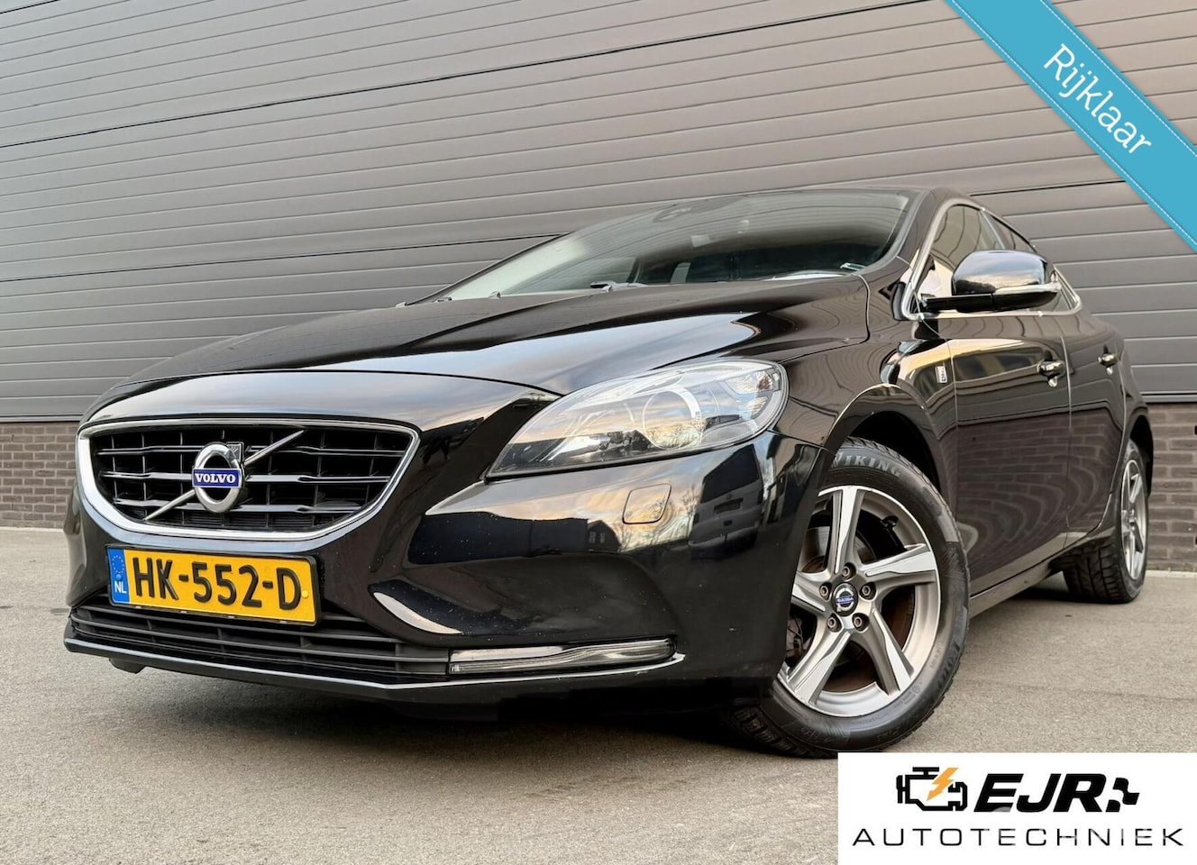 Volvo V40 - 2.0 D2 Ocean Race CLIMA*PANO*CRUISE*NAP*LEER*NAV - AutoWereld.nl