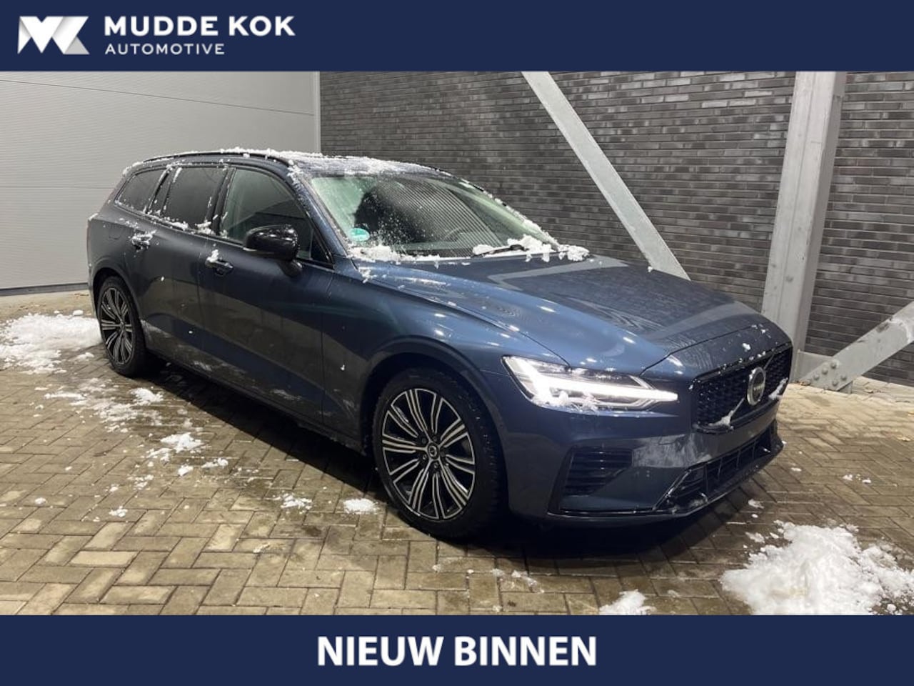 Volvo V60 - T6 Plug-in hybrid Plus Dark | Panoramadak | ACC | 360° Camera | Stoel+Stuurverwarming | BL - AutoWereld.nl