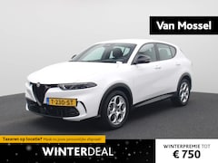 Alfa Romeo Tonale - 1.5T Hybrid Sprint | Navigatie | Parkeersensoren voor + Achter | Apple Carplay / Android a