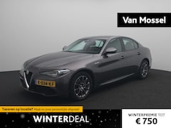 Alfa Romeo Giulia - 2.0T 200pk Aut. Super | Leder | Navi | Xenon | Camera |