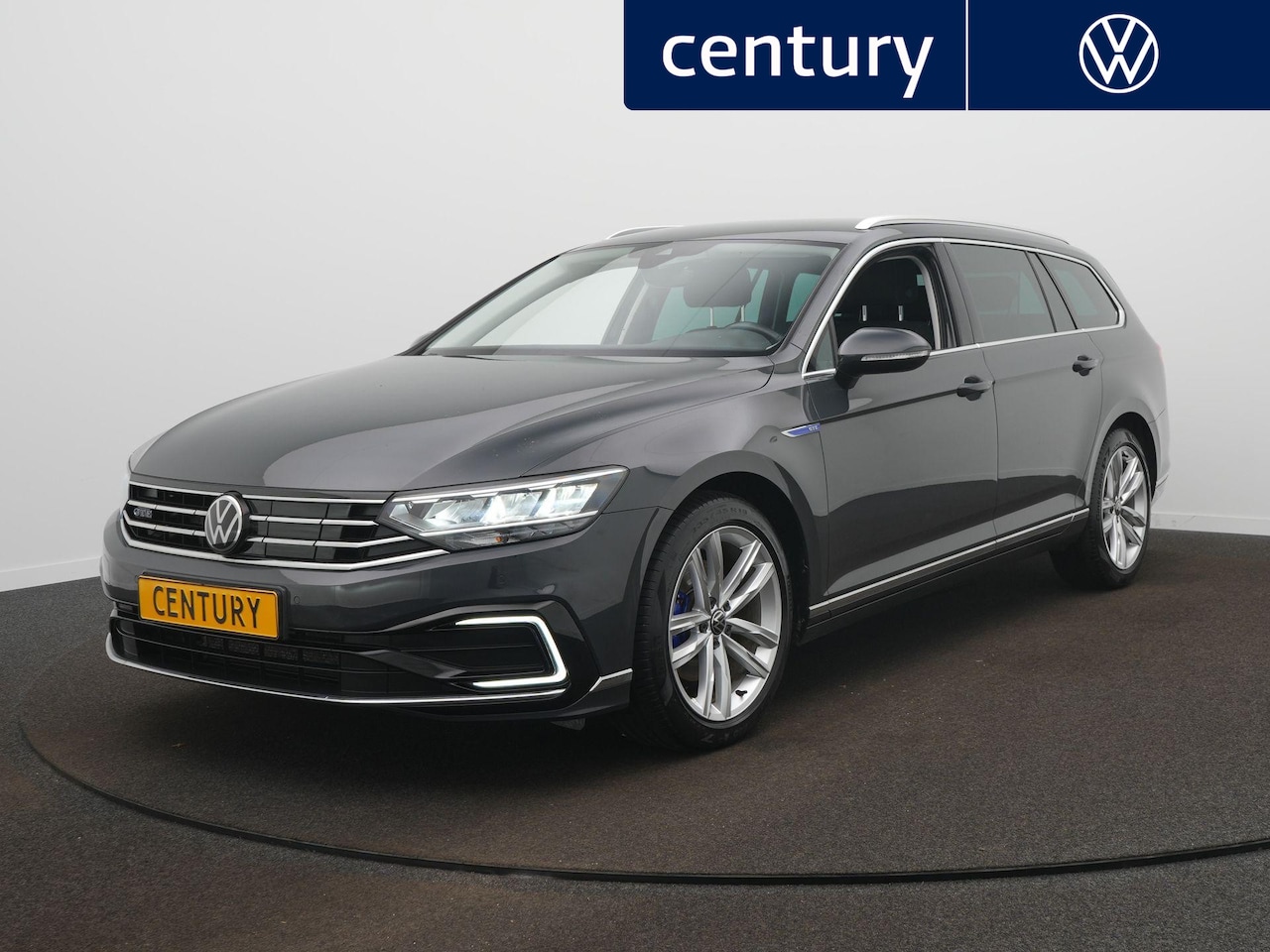 Volkswagen Passat Variant - 1.4 TSI PHEV GTE Business Navigatie - ACC - Camera - Stoelverwarming - Trekhaak - LED - AutoWereld.nl