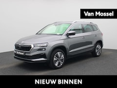 Skoda Karoq - 1.5 TSI 110kW Clever+ | LEDEREN SPORTSTOELEN | CAMERA | STOEL-STUURWIELVERWARMING | NAVIGA