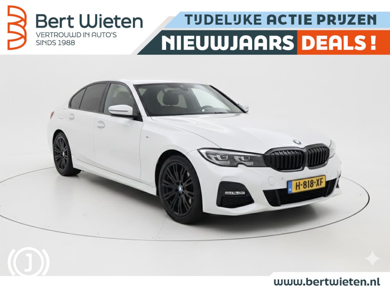 BMW 3-serie - 320i M Sport I Geen Import I Sfeerverlichting I Alcantara - AutoWereld.nl
