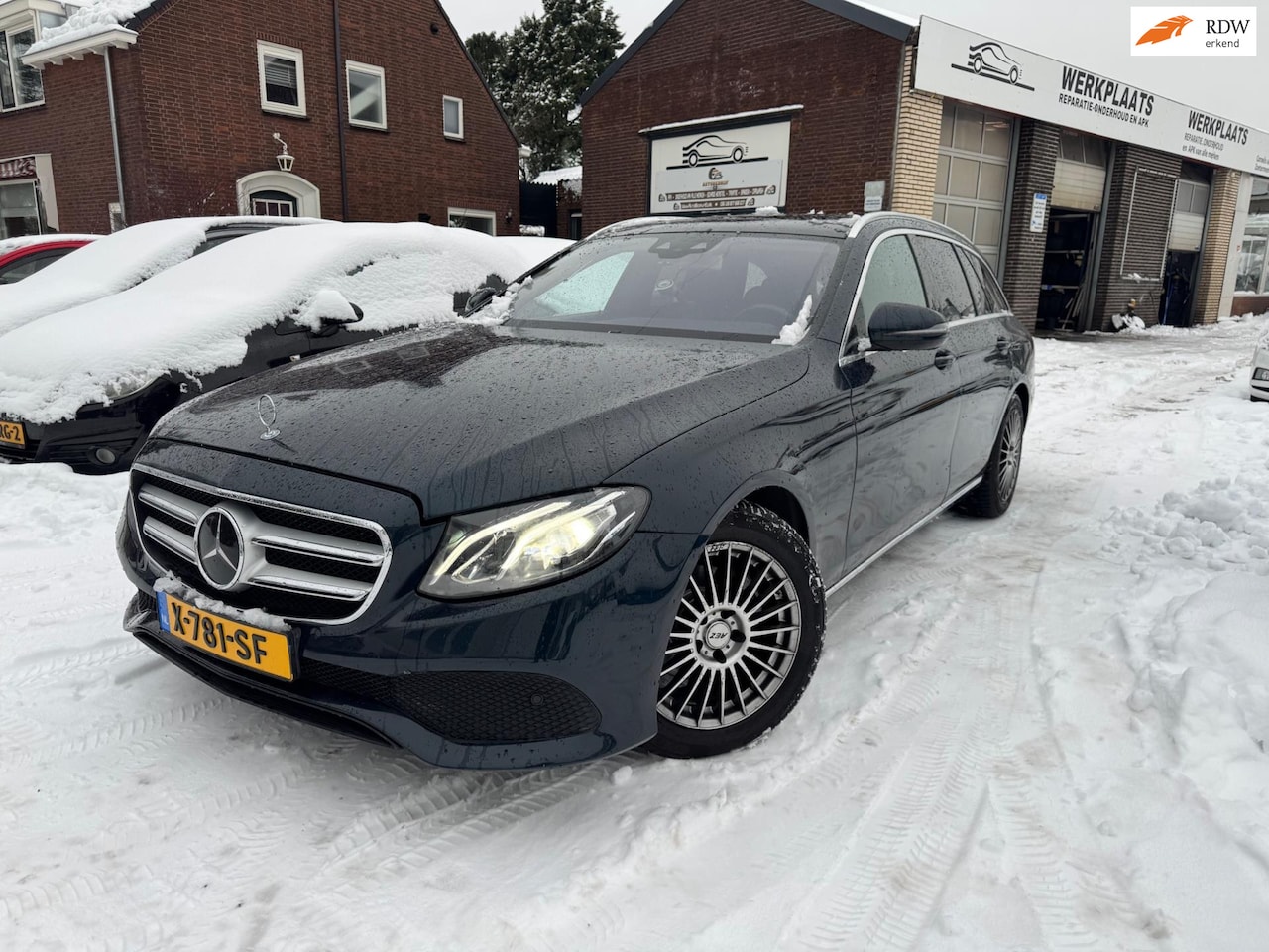 Mercedes-Benz E-klasse Estate - 220 d Premium Plus FULL OPTION - AutoWereld.nl