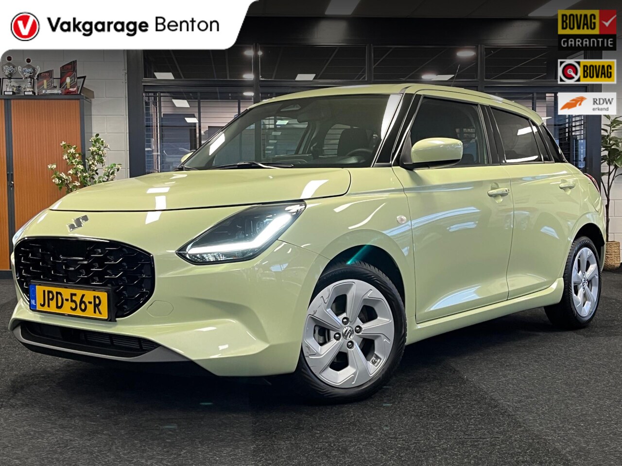 Suzuki Swift - 1.2 Select Smart Hybrid | All Season Banden | Apple CarPlay | Achteruitrijcamera | DAB+ | - AutoWereld.nl