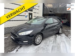 Ford Focus Wagon - 1.0 Titanium BLACK & EDITION UITVOERING