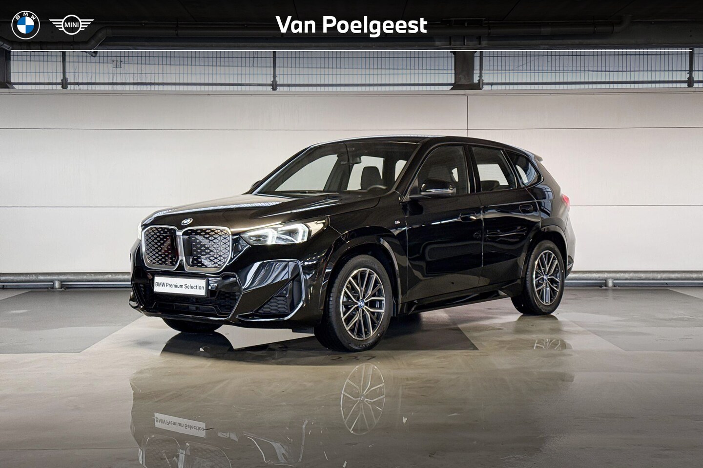 BMW iX1 - xDrive30 Launch Edition 67 kWh - AutoWereld.nl