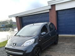 Peugeot 107 - 1.0-12V XS