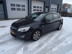 Opel Astra - 1.4 Turbo Edition