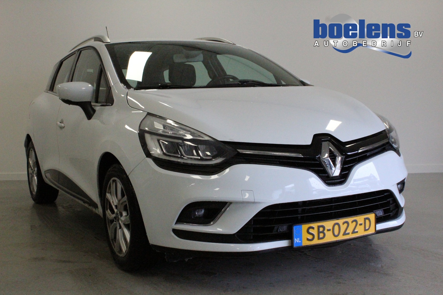 Renault Clio Estate - 0.9 TCe Intens | CAM | PDC-A | KEYLESS | LED | DAB-RADIO | CLIMA | CRUISE | NAVIGATIE | LM - AutoWereld.nl