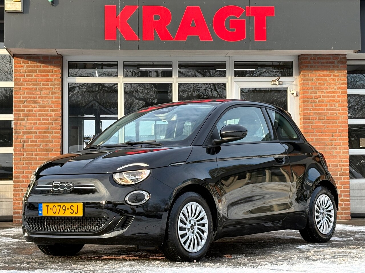 Fiat 500 - Urban 42 kWh - carplay - climate - zeer netjes! - AutoWereld.nl