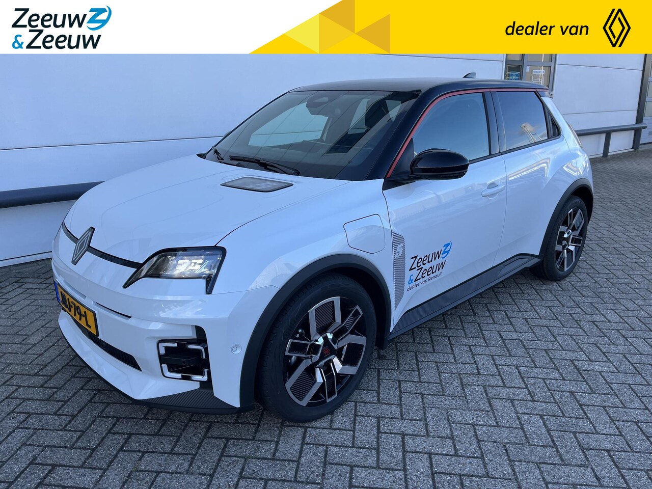 Renault 5 - urban range techno 40 kWh Rijdende demo , beschikbaar vanaf December 2025 * € 1.000,- ORDE - AutoWereld.nl