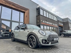 MINI Clubman - 2.0 Cooper S John Cooper Works aut Nardo/Trekhaak/Pano/Navi/Jcw stoelen/Uniek