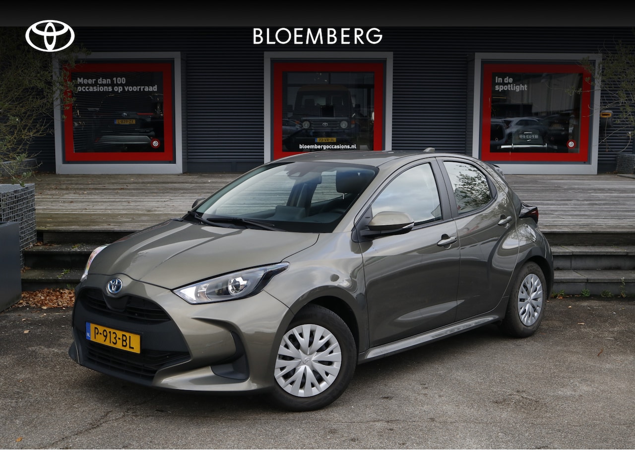 Toyota Yaris - 1.5 Hybrid Active 1.5 Hybrid Active - AutoWereld.nl