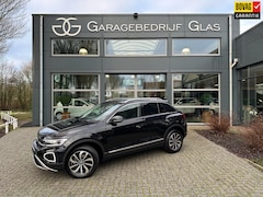Volkswagen T-Roc - 1.5 TSI Style camera- stoel en stuurverwarming