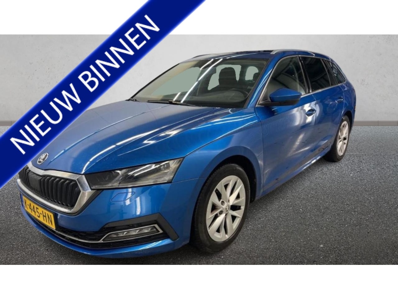 Skoda Octavia Combi - 1.5 TSI 150 pk First Edition Trekhaak Navi Led Matrix Stoelverwarming Adaptieve Cruise ACC - AutoWereld.nl