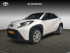 Toyota Aygo X - 1.0 VVT-i MT Play Limited | Airco | DAB | Bluetooth | Stoelverwarming | Achteruitrijcamera